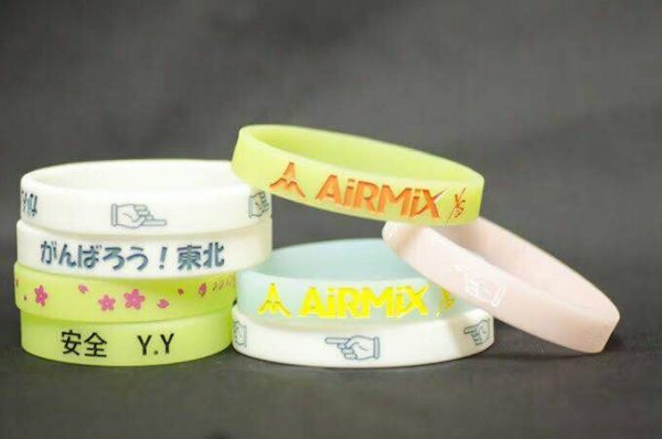 Glow in dark color Silicone Rubber Wristbands For Gifts